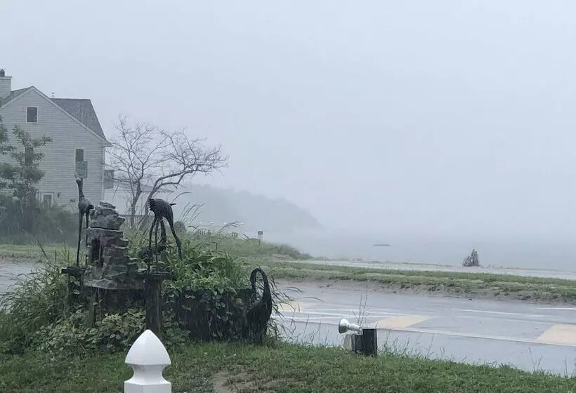 Southold Beach Motel