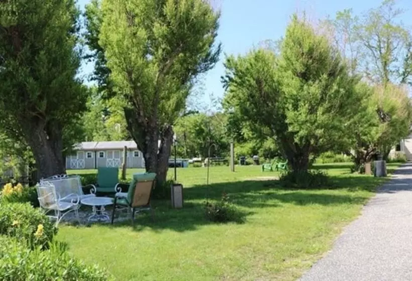 Southold Beach Motel