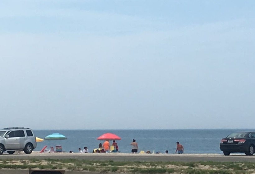 Southold Beach Motel