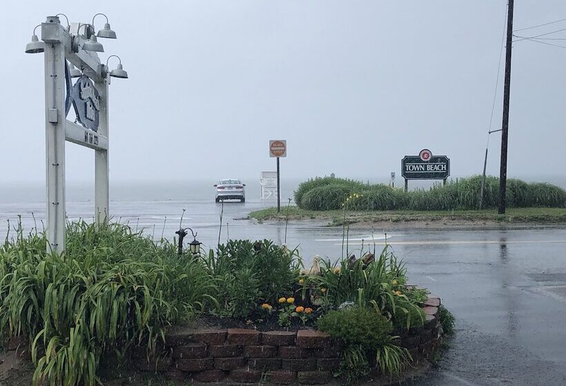 Southold Beach Motel