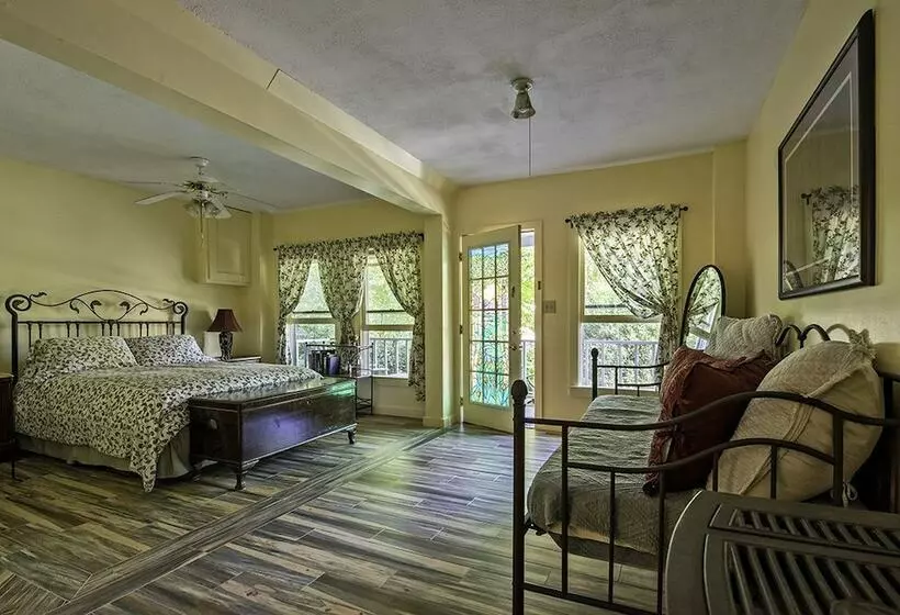 Sylvan Falls Mill B&b