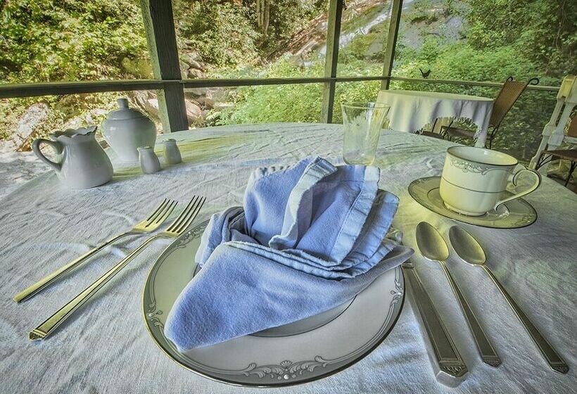 Sylvan Falls Mill B&b