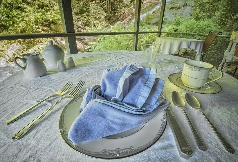 Sylvan Falls Mill B&b