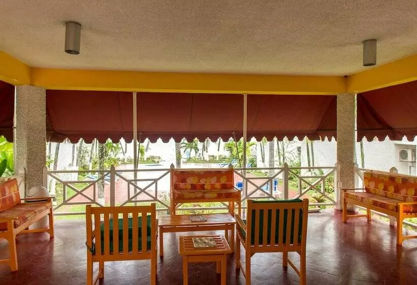 Tropical Beach Suite