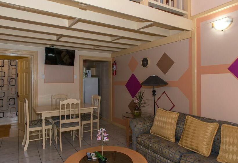 Tropical Beach Suite