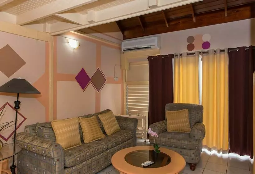 Tropical Beach Suite