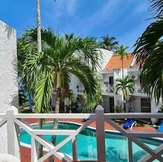 Tropical Beach Suite