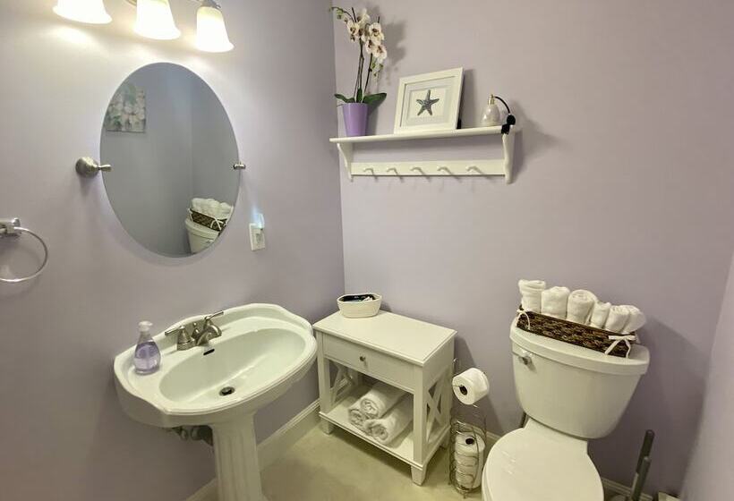 3 Waves Bed & Breakfast