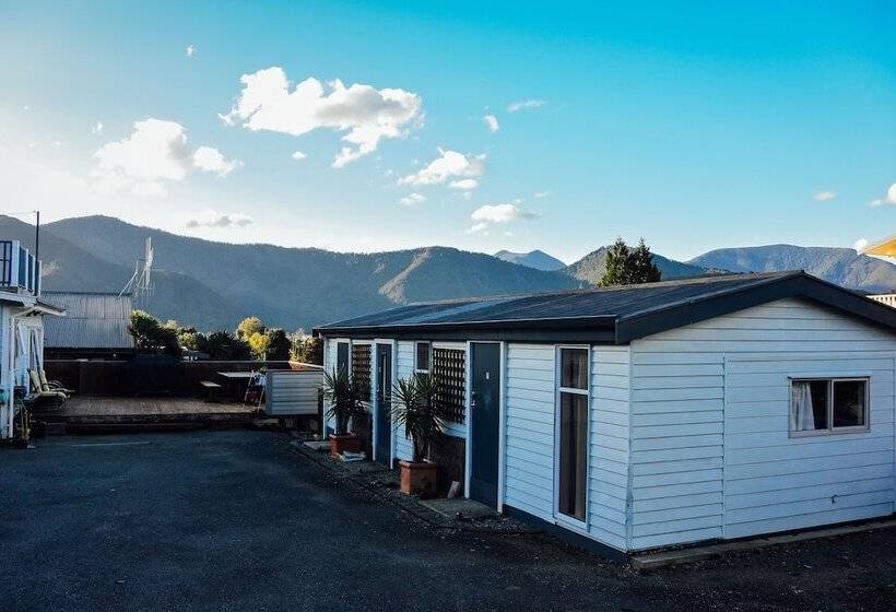 旅馆 Blue Moon Lodge