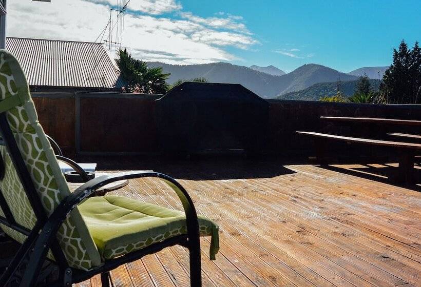 旅馆 Blue Moon Lodge