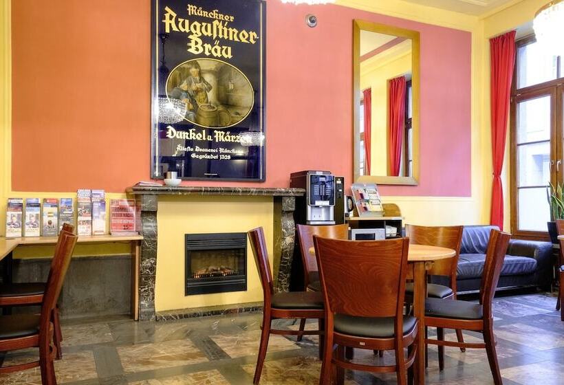 호스텔 Euro Youth