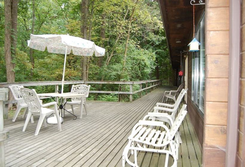 Bear Cave Camping Resort