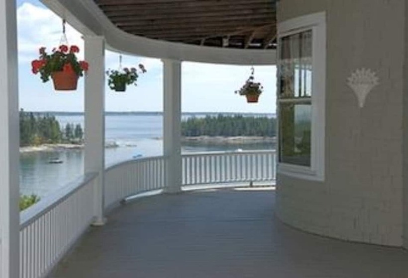 Bed and Breakfast Grey Havens Inn