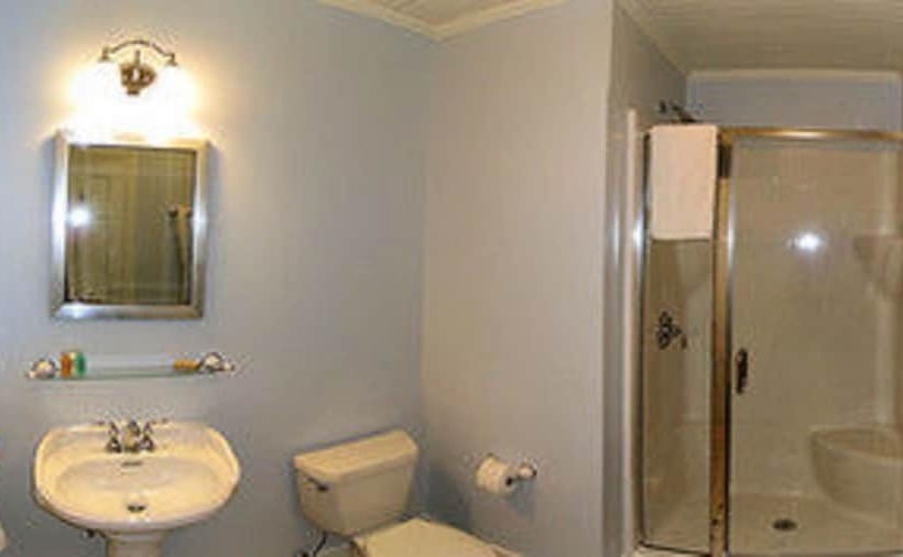 Bed and Breakfast Grey Havens Inn