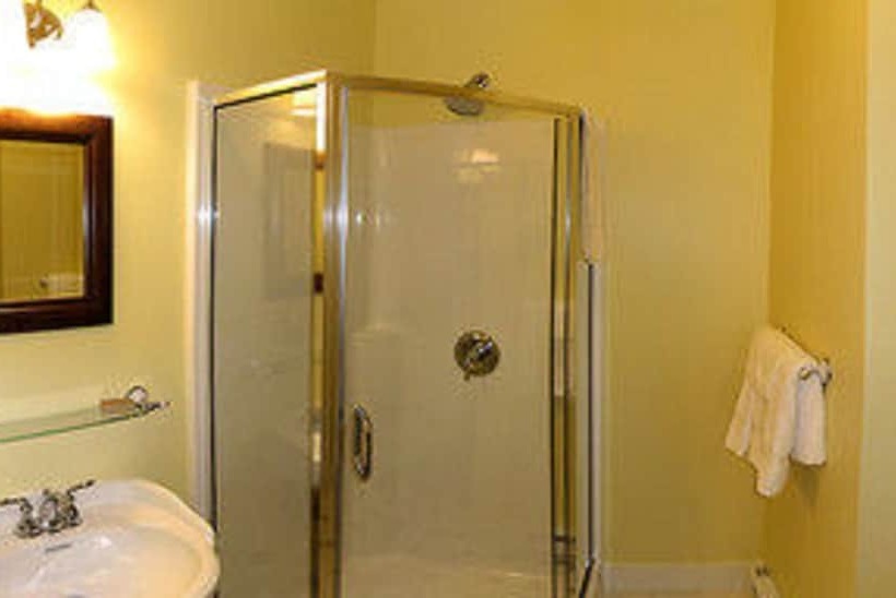 Bed and Breakfast Grey Havens Inn