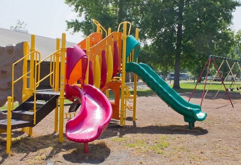 ホテル Chesapeake Bay Rv Resort Thousand Trails Campground