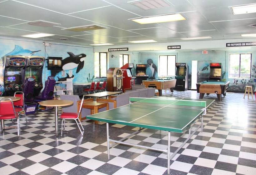 ホテル Chesapeake Bay Rv Resort Thousand Trails Campground