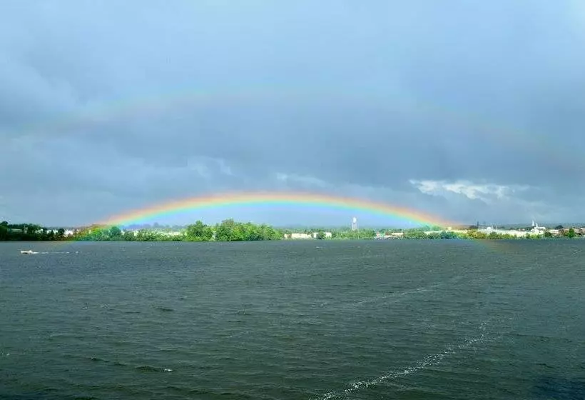 ホテル Curriers Lakeview Lodge