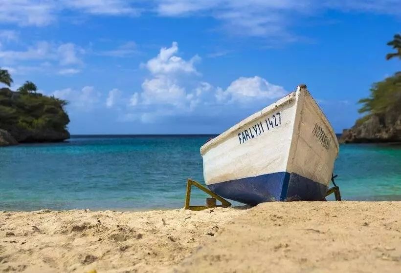 هتل Lagoon Ocean Resort