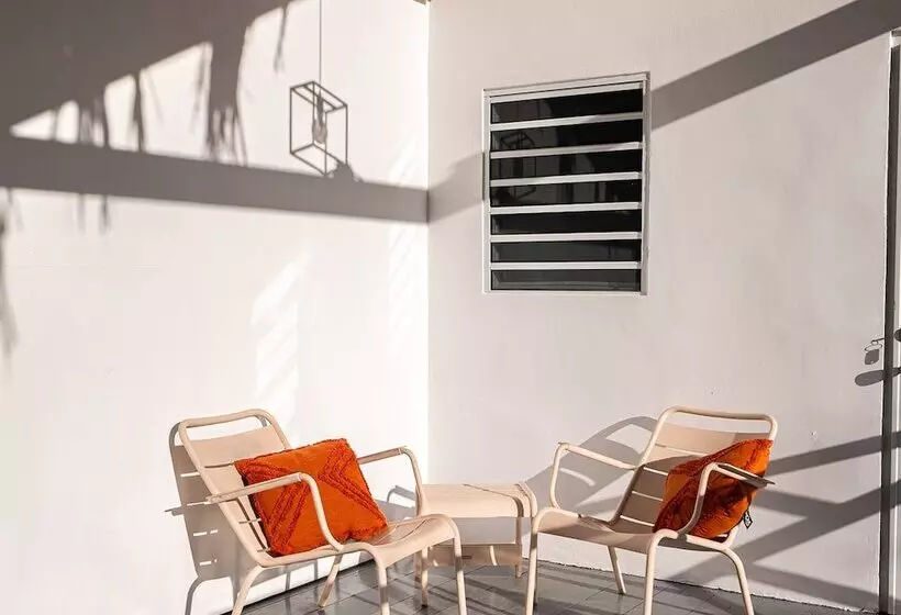 هتل Landhuis Daniel   Plantation House