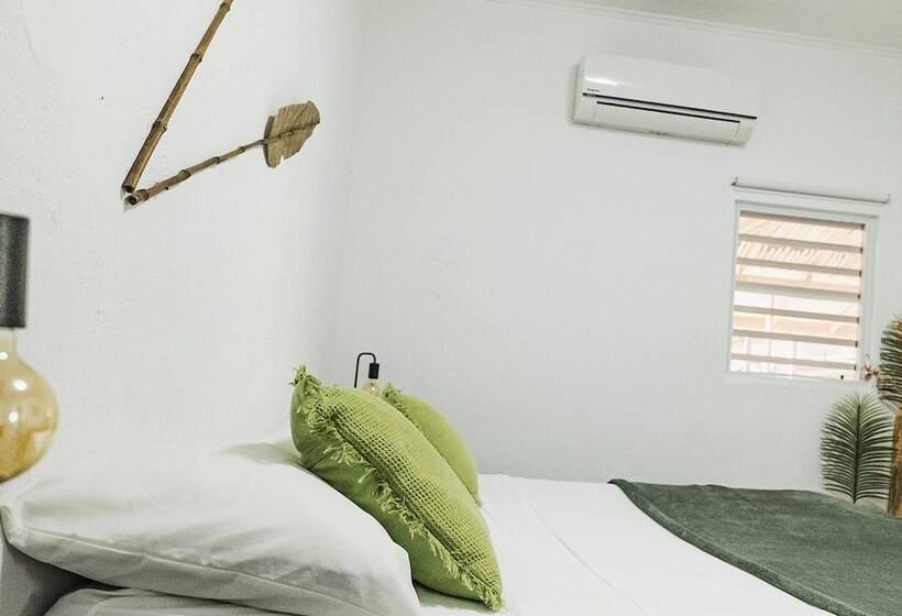 هتل Landhuis Daniel Plantation House