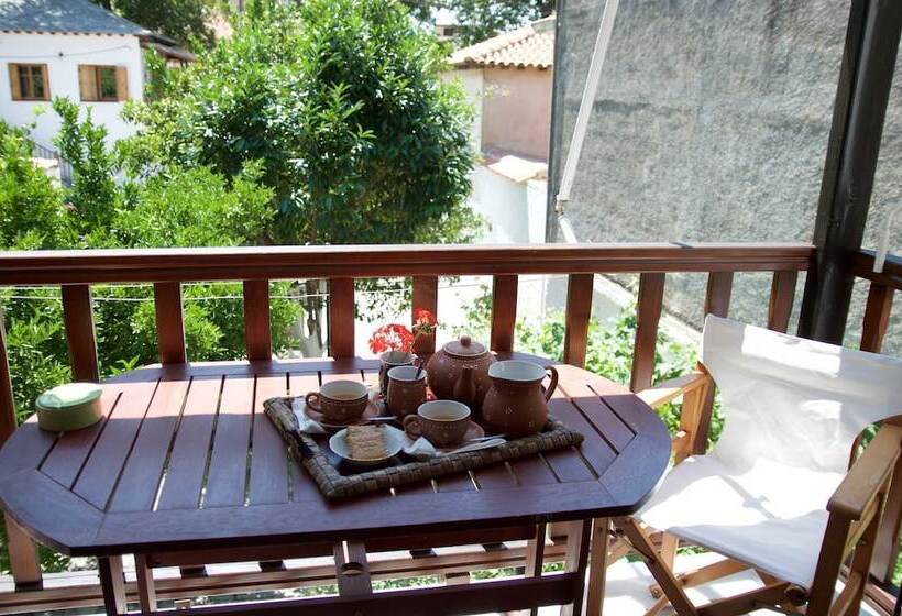 Отель Mirto Apartments