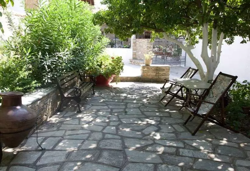 Hotelli Mirto Apartments