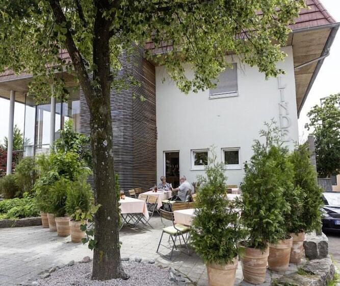 Отель & Restaurant Die Linde