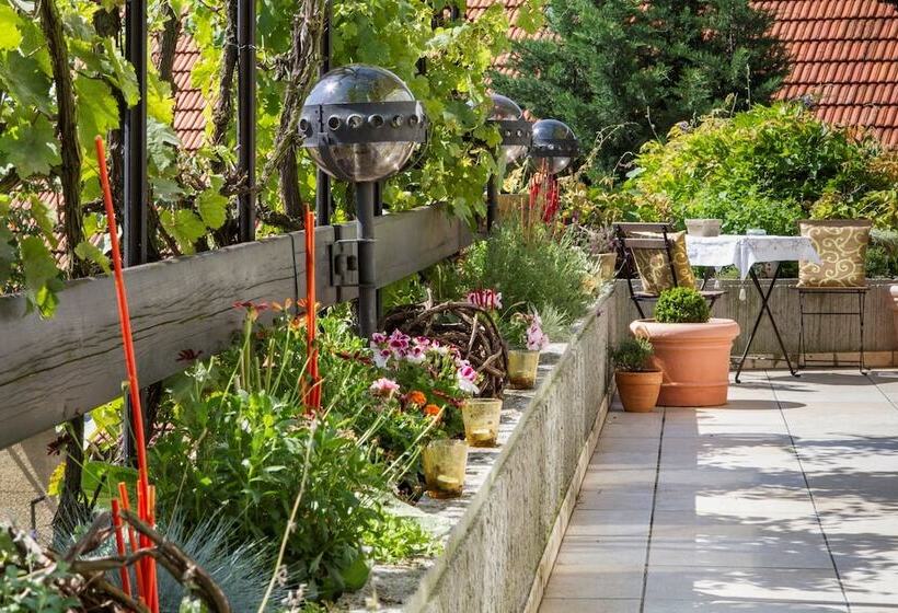 Отель & Restaurant Die Linde