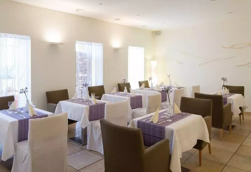 Hotelli & Restaurant Die Linde