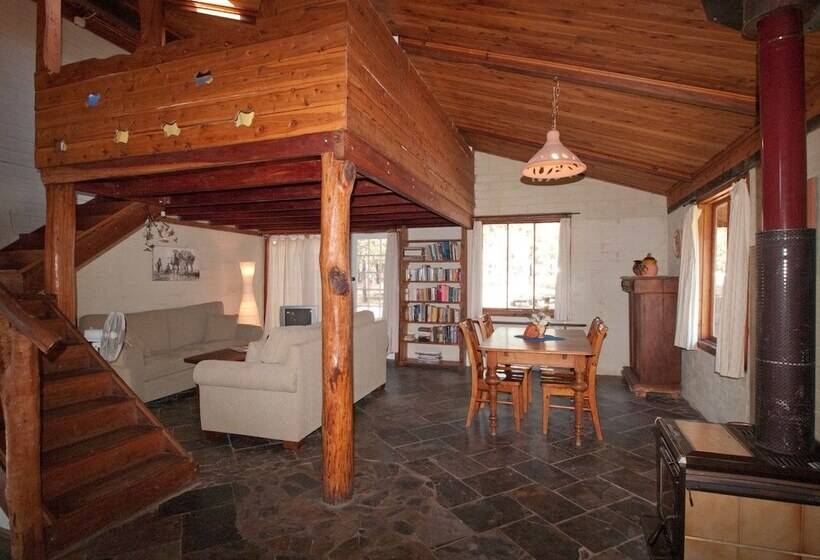 فندق ريفى Barkala Farmstay