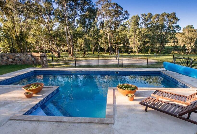 فندق ريفى Barkala Farmstay