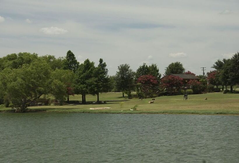 فندق ريفى Beaumont Ranch