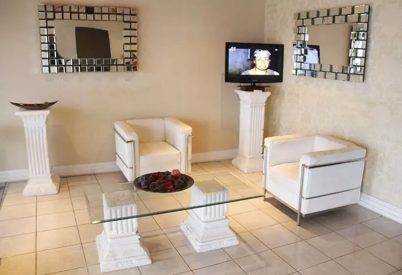 هتل Saddle Hill Ranch