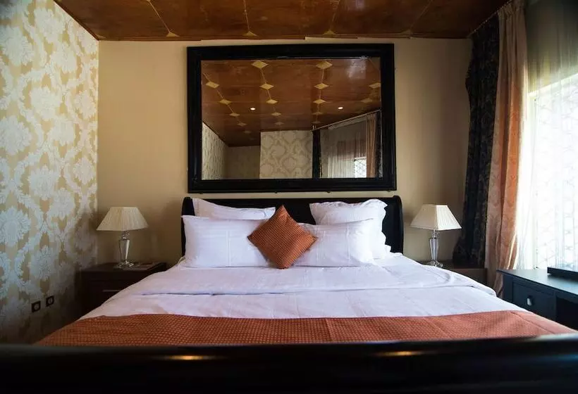 هتل Saddle Hill Ranch