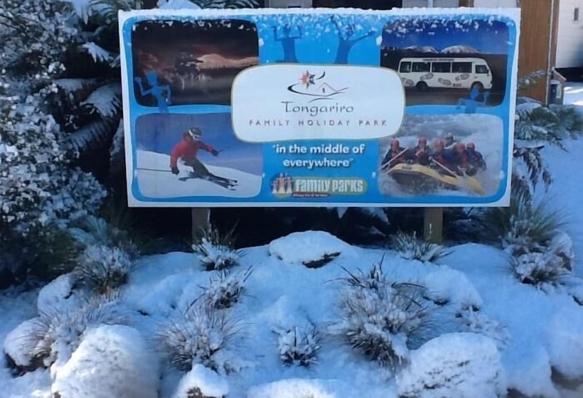 Отель Tongariro Holiday Park