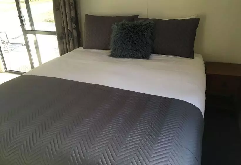 Hotelli Tongariro Holiday Park