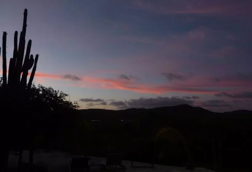 Landhuis Klein Santa Martha Boutique Hotel Restaurant