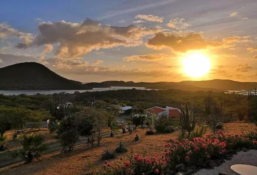 Landhuis Klein Santa Martha Boutique Hotel Restaurant