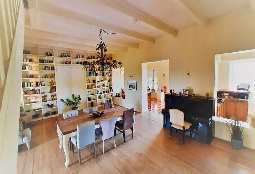 Landhuis Klein Santa Martha Boutique Hotel Restaurant