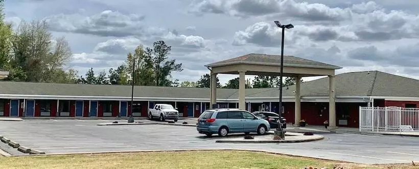 Motelli Lake Seminole Inn By Belvilla Marianna Hwy 90