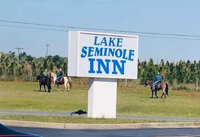 Motelli Lake Seminole Inn By Belvilla Marianna Hwy 90