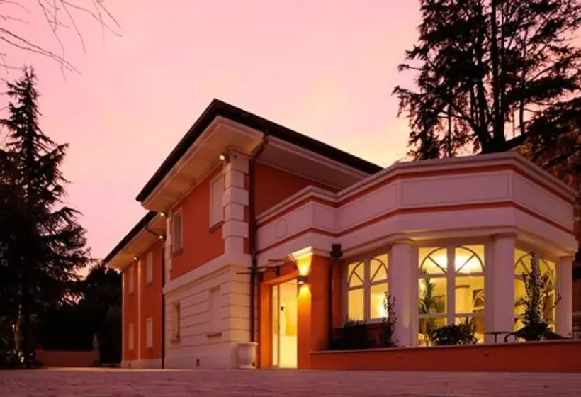 پانسیون La Villa Desenzano