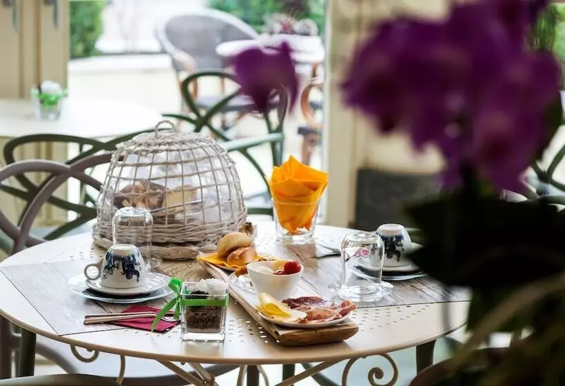 پانسیون La Villa Desenzano