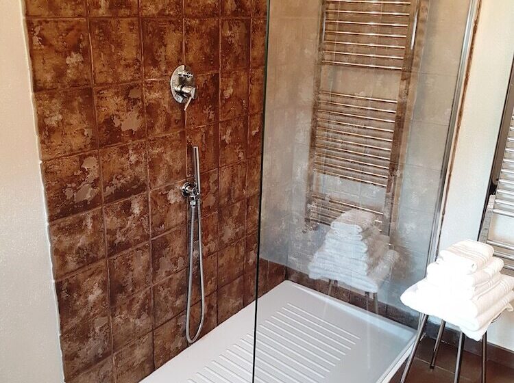 膳宿费 La Villa Desenzano