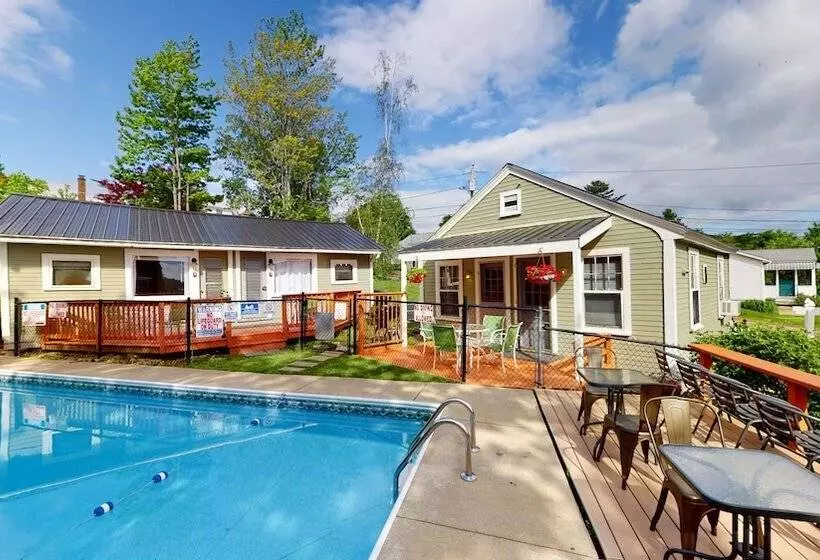 ペンション The Lakeview Inn & Cottages