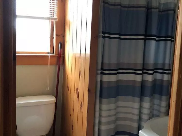 ペンション The Lakeview Inn & Cottages