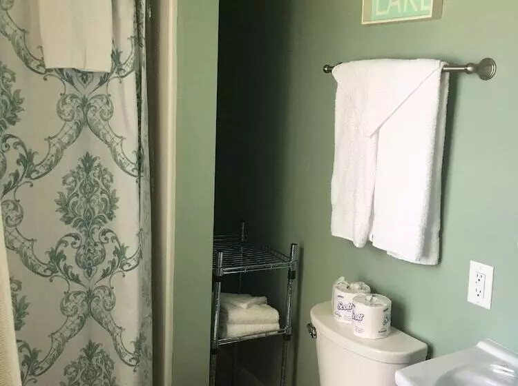 ペンション The Lakeview Inn & Cottages