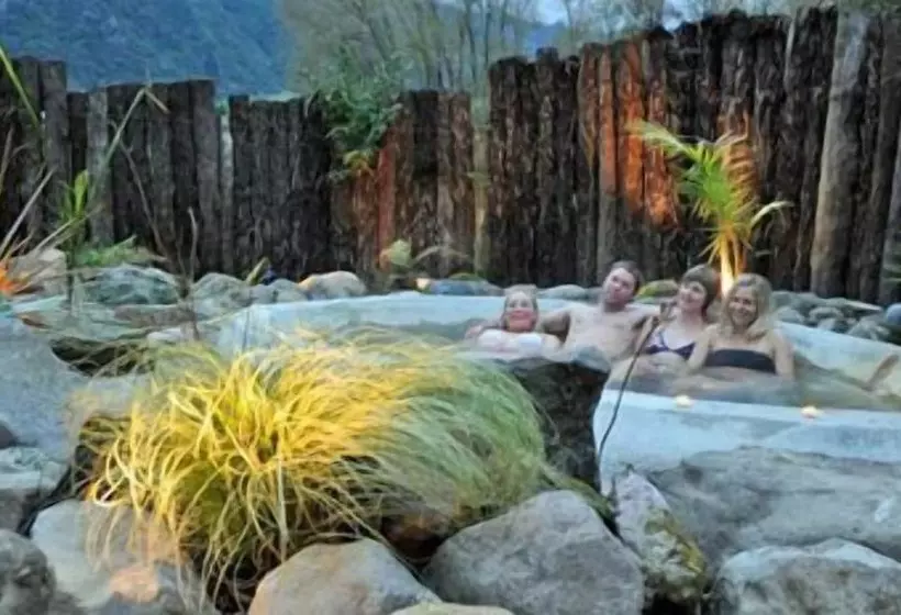 リゾートホテル Te Aroha Holiday Park And Hot Pools