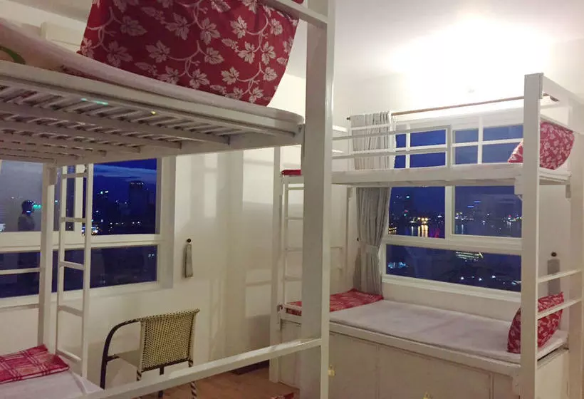 Skygon Hostel